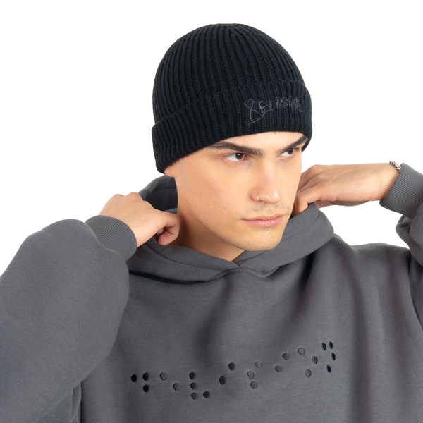 BLACK BEANIE - czapka streetwearowa 